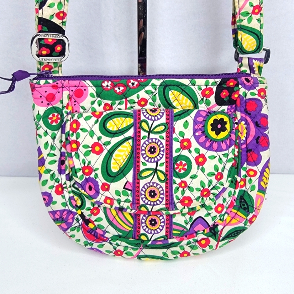 EUC Vera Bradley Floral Multi-Color Women's‎ Bag  P162